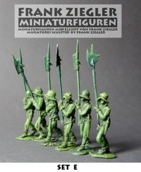 Pikeman Set E - no armor, only helmet