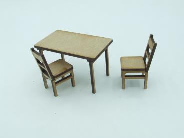 Tisch mit 2 Stühlen, Lasercut