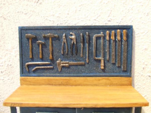 Tool wall, type 2