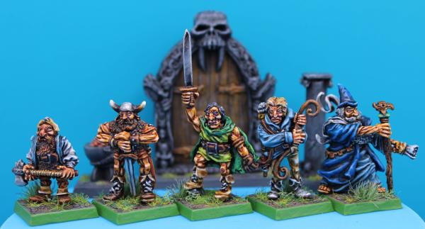 The comrades - 5 figures