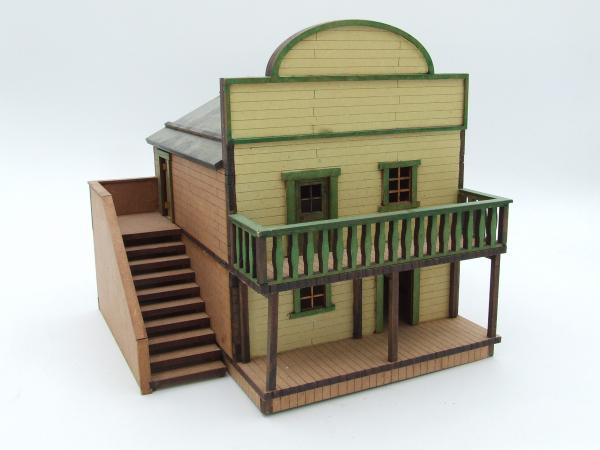 Old west house, two storey, saddleback roof - 1:56/28mm